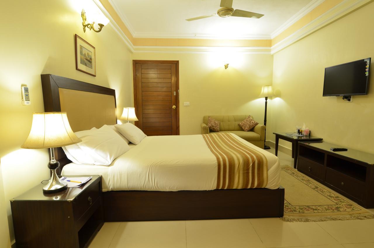 Pak Continental Hotel Bahawalpur Extérieur photo