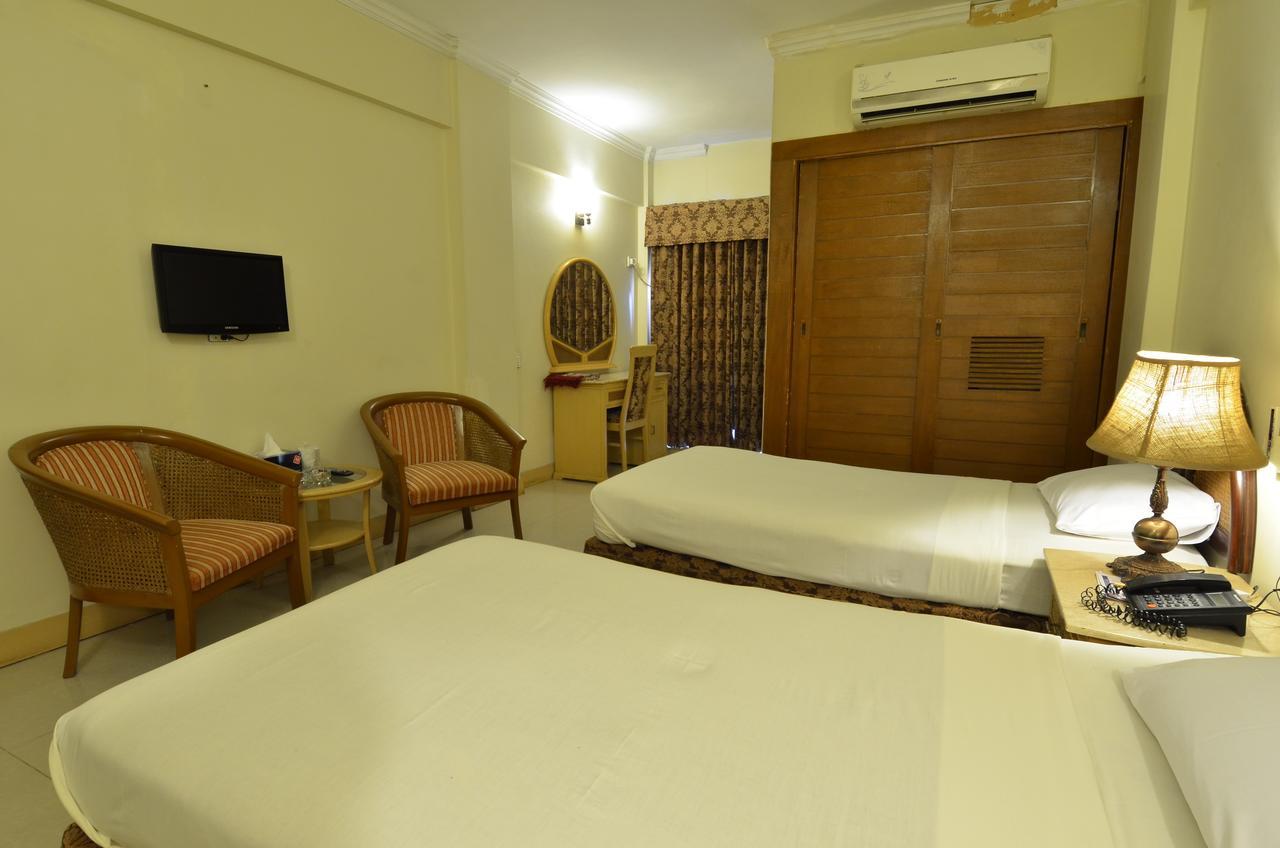Pak Continental Hotel Bahawalpur Extérieur photo